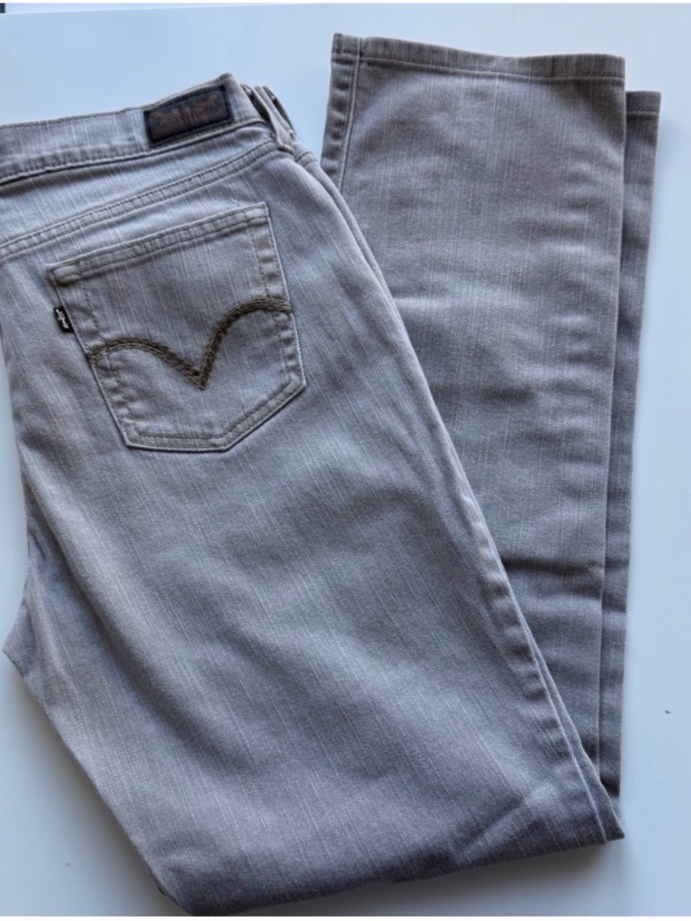 Women's Levi's 505 Straight Leg Jeans Size 8